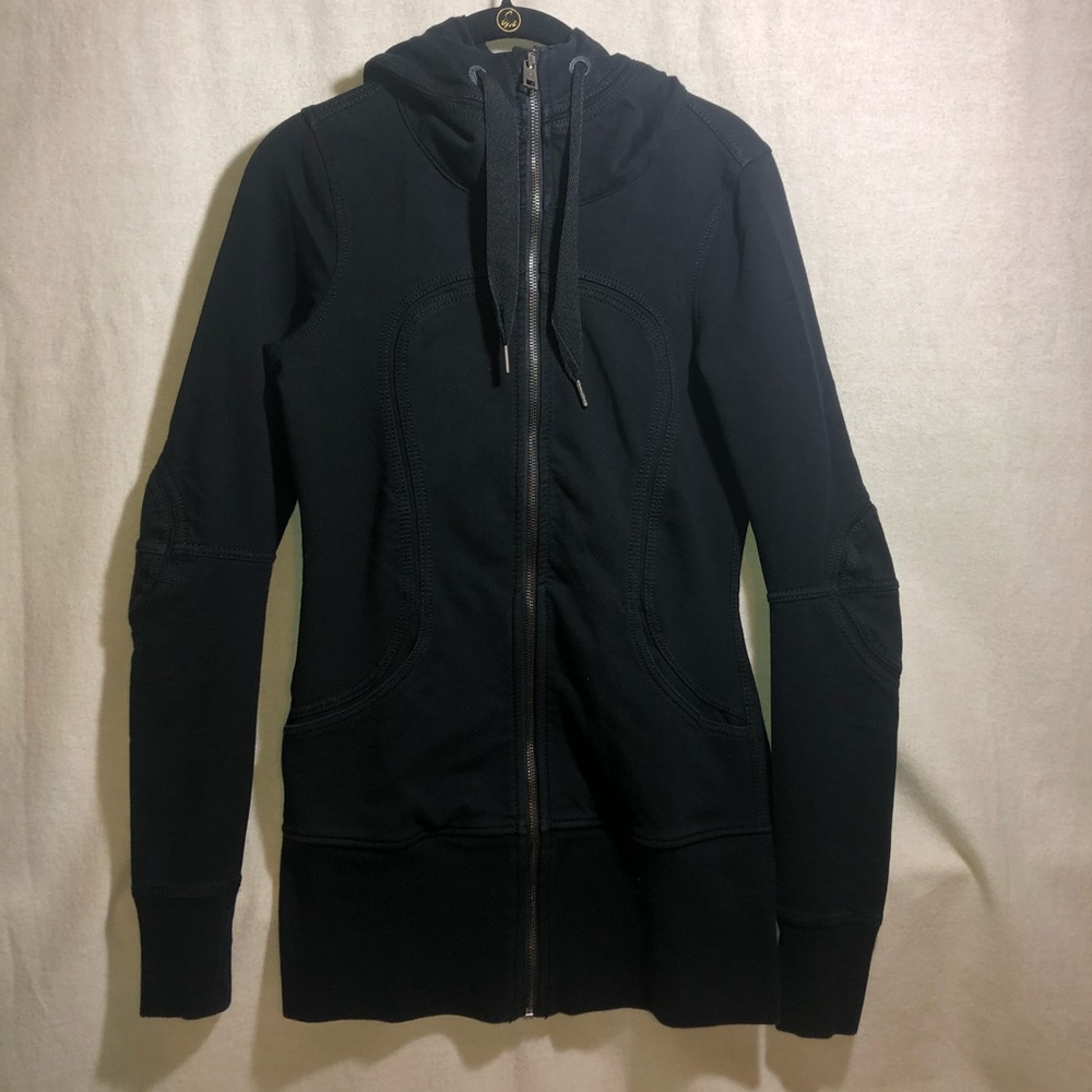 Lululemon Women’s Black Scuba Hoodie size 6